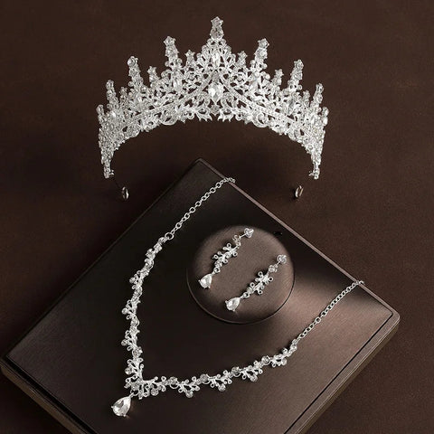 Bridal Wedding Jewelry 4-piece Set, Alloy Crystal Crown&Crystal Necklace&Earrings Women's Classic Wedding Tiaras Ewkiki