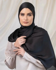 Long Trendy Silk Crepe Hijab Hot Selling Satin Crinkle Hijab for Muslim Women Satin Hijab Islamic Headscarf Ewkiki