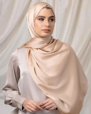 Long Trendy Silk Crepe Hijab Hot Selling Satin Crinkle Hijab for Muslim Women Satin Hijab Islamic Headscarf Ewkiki