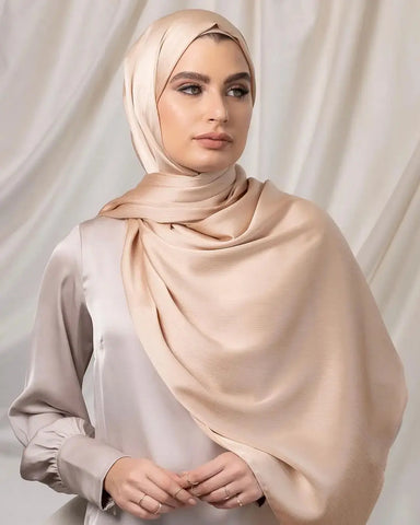 Long Trendy Silk Crepe Hijab Hot Selling Satin Crinkle Hijab for Muslim Women Satin Hijab Islamic Headscarf Ewkiki
