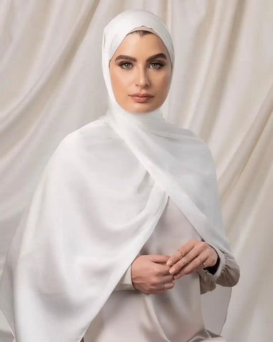 Long Trendy Silk Crepe Hijab Hot Selling Satin Crinkle Hijab for Muslim Women Satin Hijab Islamic Headscarf Ewkiki