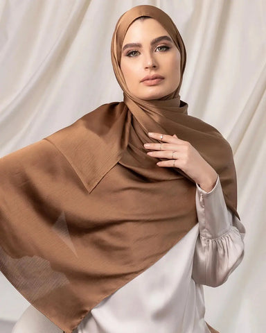 Long Trendy Silk Crepe Hijab Hot Selling Satin Crinkle Hijab for Muslim Women Satin Hijab Islamic Headscarf Ewkiki